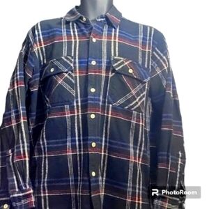 Dickies flannel men's size Large with two front pockets in black red and wh…